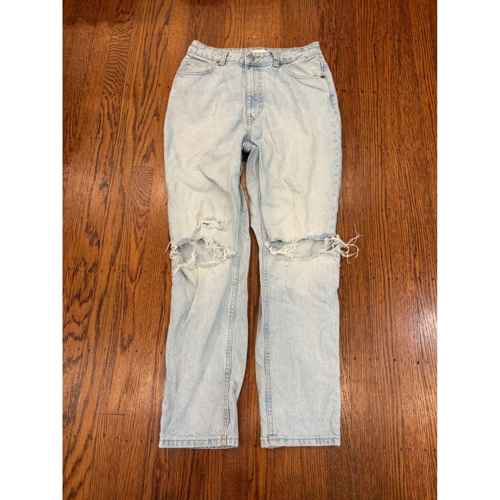 Zara Light Wash Distressed High Rise Straight Leg Jeans Size 6 28 90s style Mom